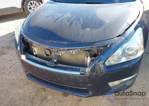 2015 Nissan Altima 2.5 z USA, uszkodzony, nr VIN 1N4AL3AP3FC148262